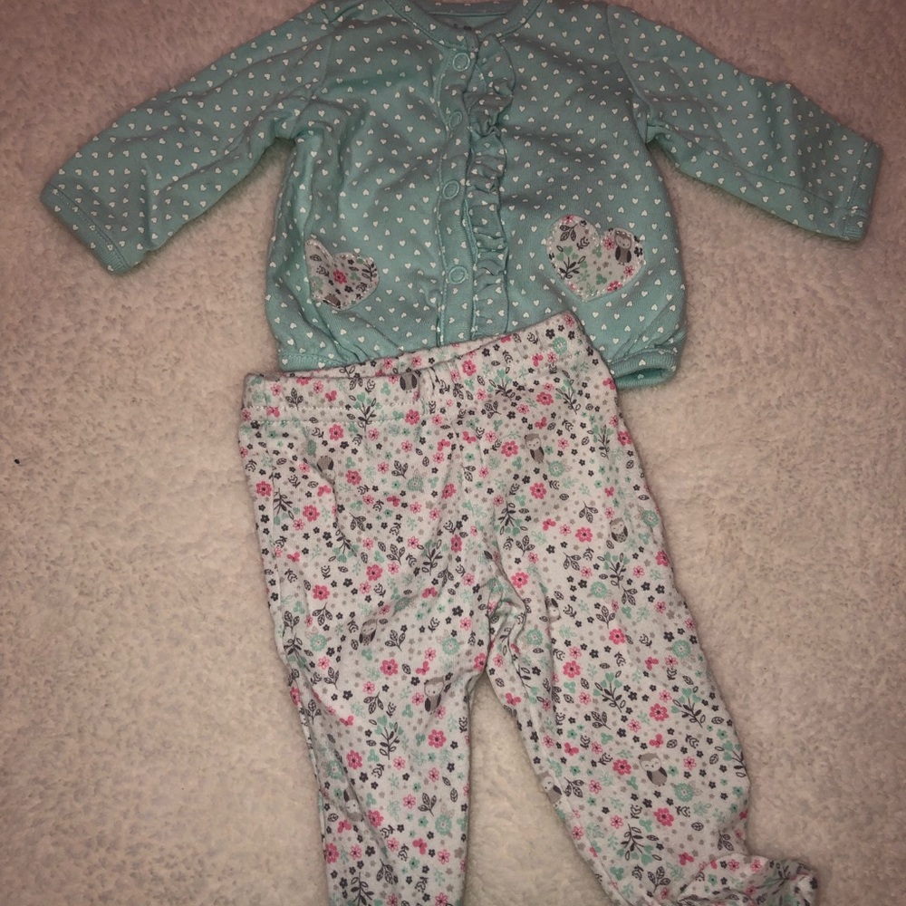 Newborn outfit